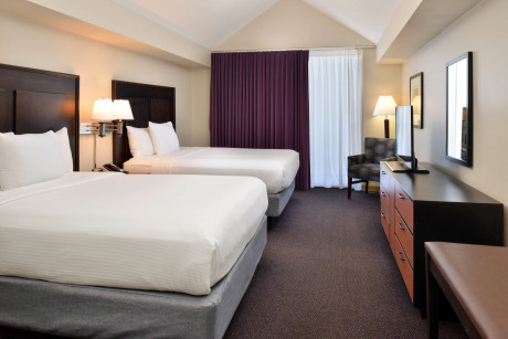 2 Queen Suite