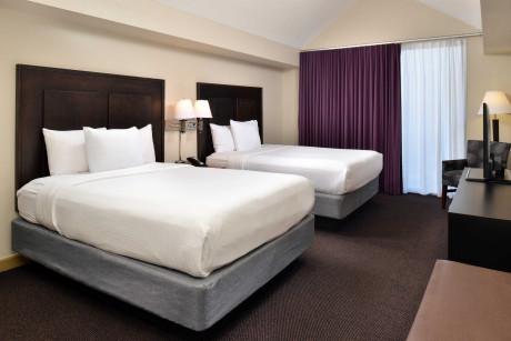 THE HAWTHORNE INN & CONFERENCE CENTER - Bedroom