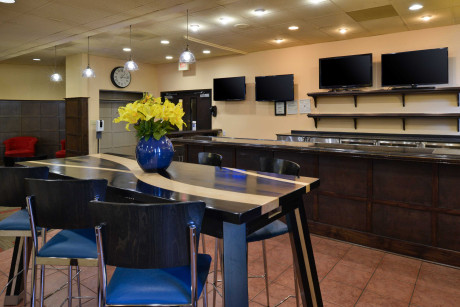 THE HAWTHORNE INN & CONFERENCE CENTER - Common Area