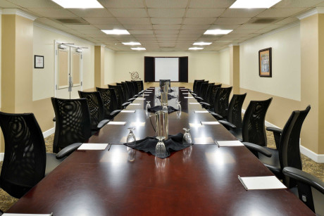 THE HAWTHORNE INN & CONFERENCE CENTER - Meeting Room
