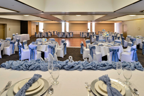 THE HAWTHORNE INN & CONFERENCE CENTER - Dinning Area
