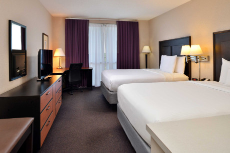 THE HAWTHORNE INN & CONFERENCE CENTER - Bedroom