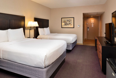 THE HAWTHORNE INN & CONFERENCE CENTER - Bedroom